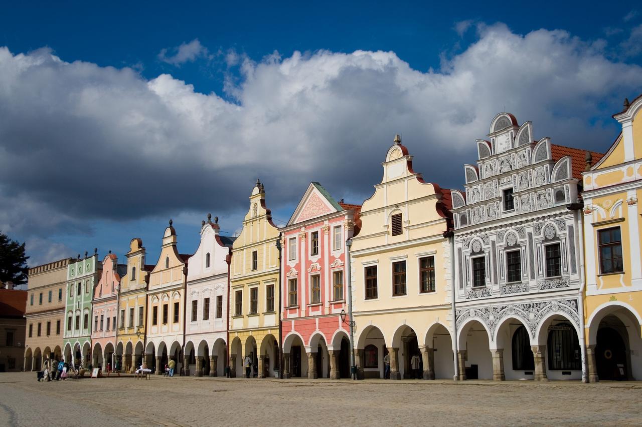 Hotel Celerin Telc Exterior photo